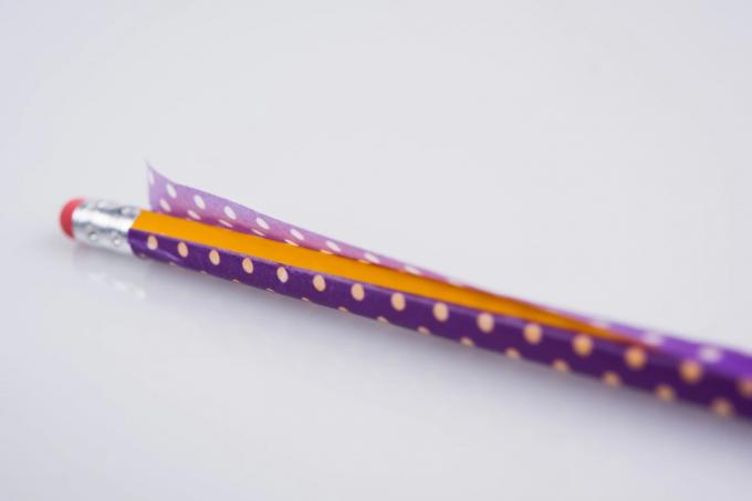 ขั้นตอนของ DIY Washi Tape Pencils